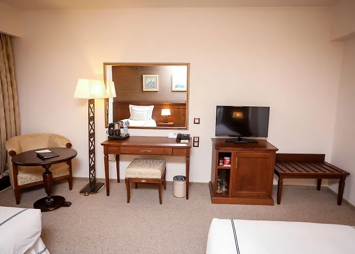 Vega Mini Bar Complimentary For Guests Staying Between 15 Jan - 15 Feb 2026 4*