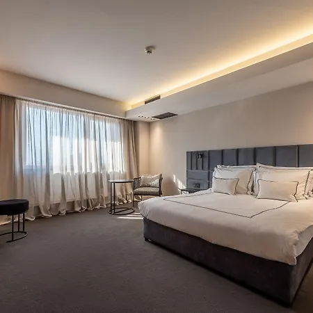 Hotel Vega 4*