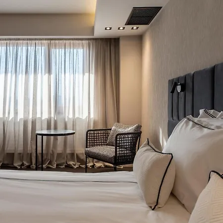 Vega Hotel 4*
