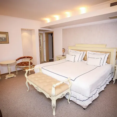 酒店 Vega Mini Bar Complimentary For Guests Staying Between 15 Jan - 15 Feb 2026 4*