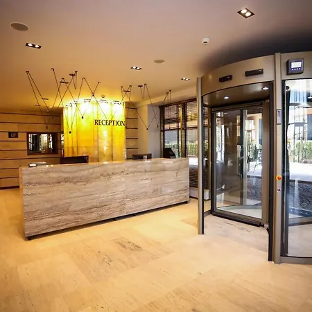Hotel Vega 4*